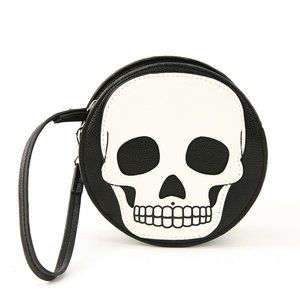 Glow in the Dark Skull Round Wristlet